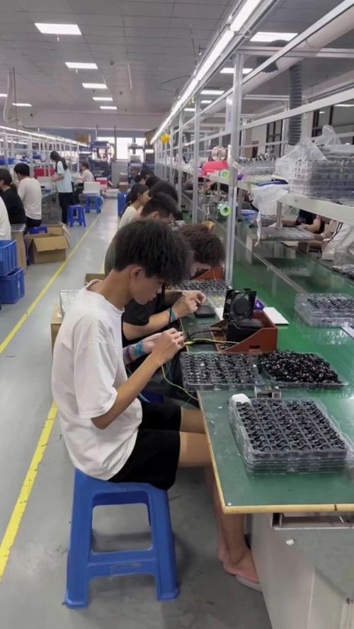 某大型化工厂全方位PPE防护解决方案-化工车间防护装备